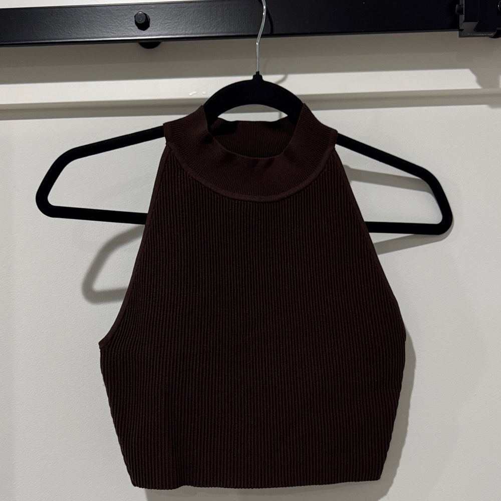 Babaton Sculpt Knit Brown Ribbed Crop Top